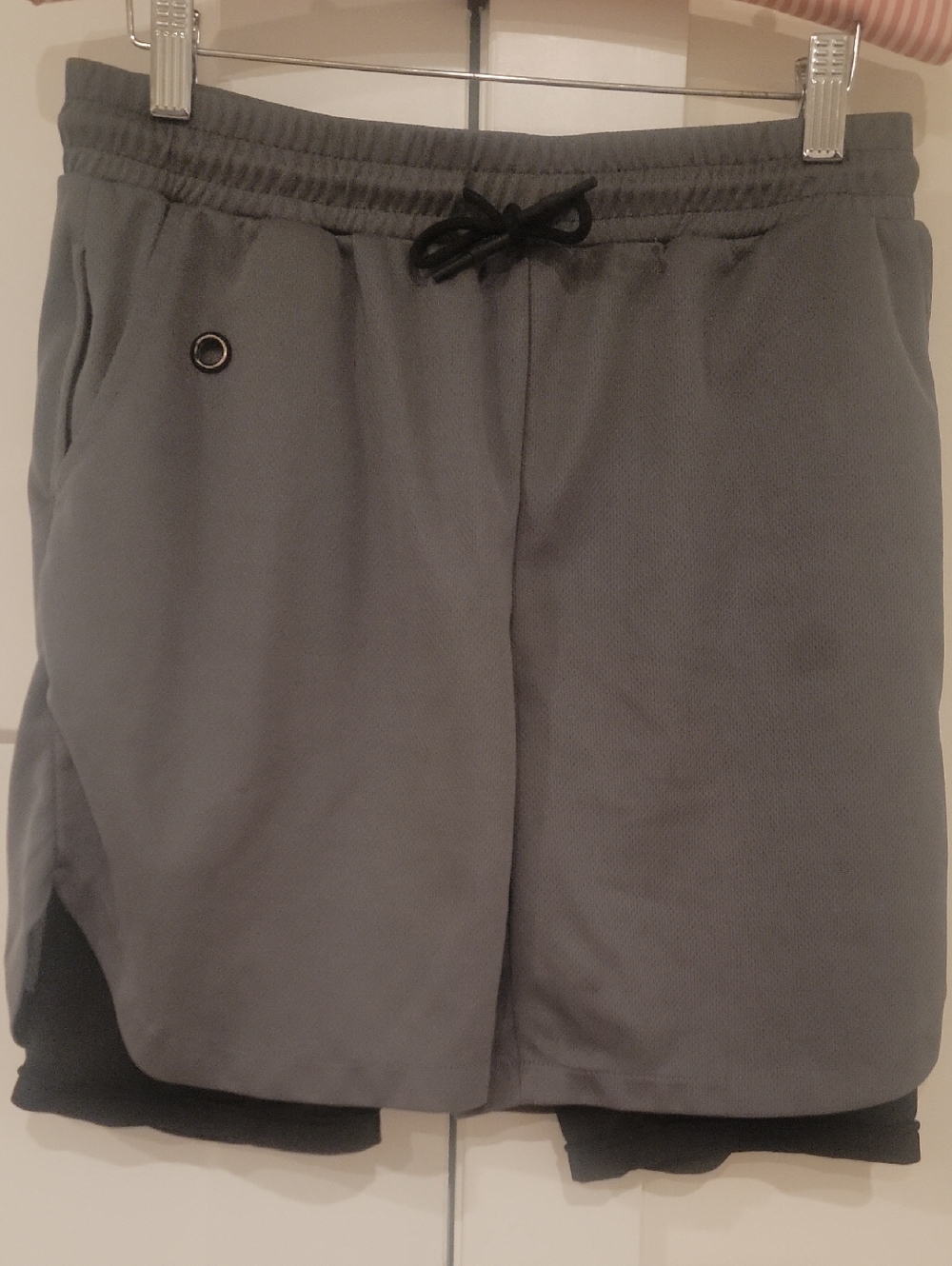 Men's Gray Athletic Drawstring Shorts, Zipper Pockets